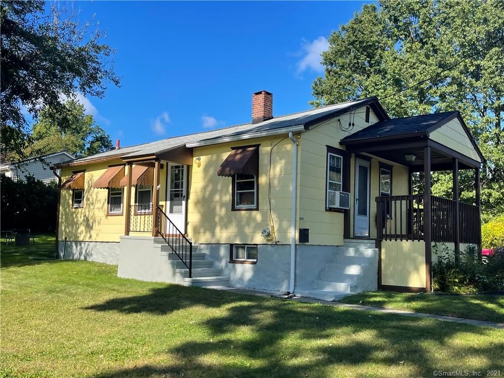 2881 Broadbridge Ave, Stratford, CT 06614