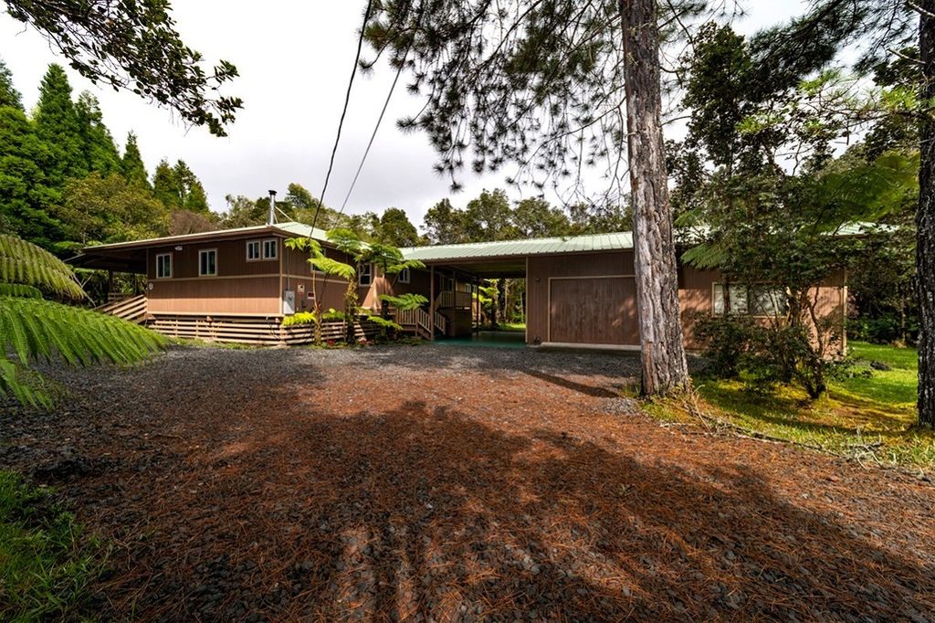 11-3983 Liona St, Volcano, HI 96785
