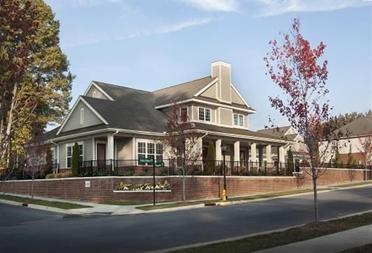8335 Lake Pines Dr #12315348, Cornelius, NC 28031