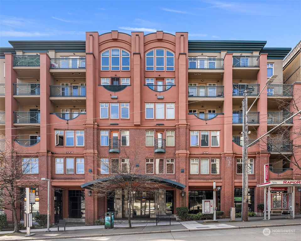 123 Queen Anne Avenue N UNIT 211, Seattle, WA 98109