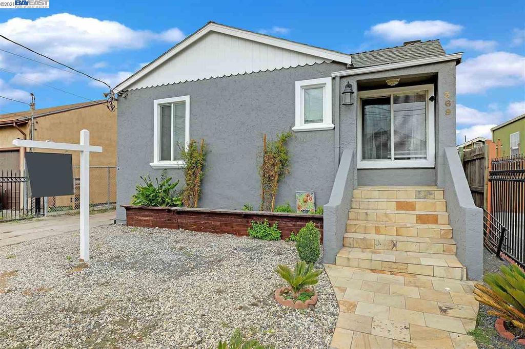 369 S 37th St, Richmond, CA 94804