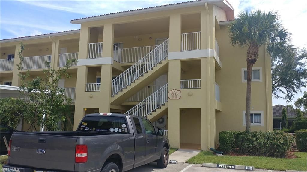 8275 Key Royal Cir 1133, Naples, FL 2 Bed, 2 Bath Condo 16 Photos