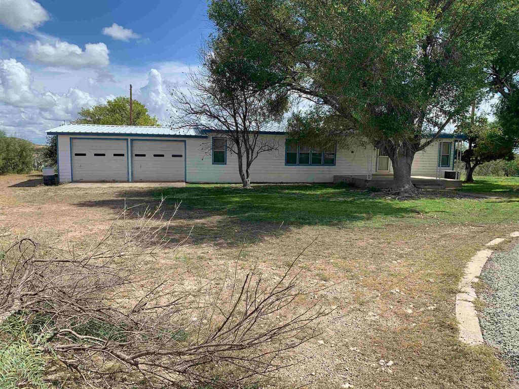203 Rio Loop, Comstock, TX 78837 - See Est. Value, Schools & More