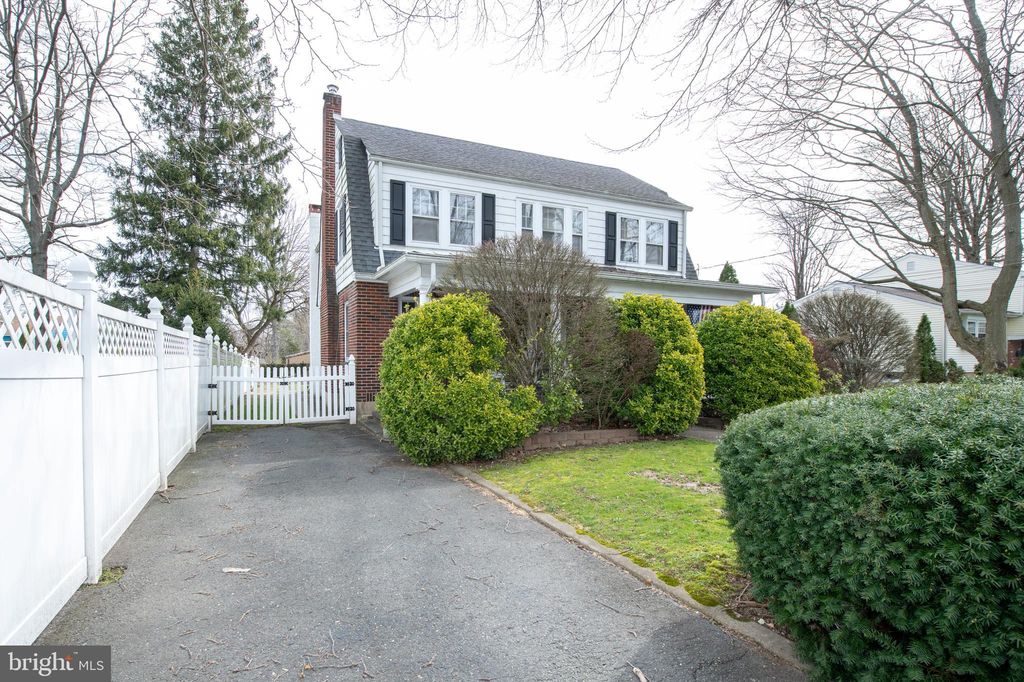 620 Jefferson Ave, Morrisville, PA 19067