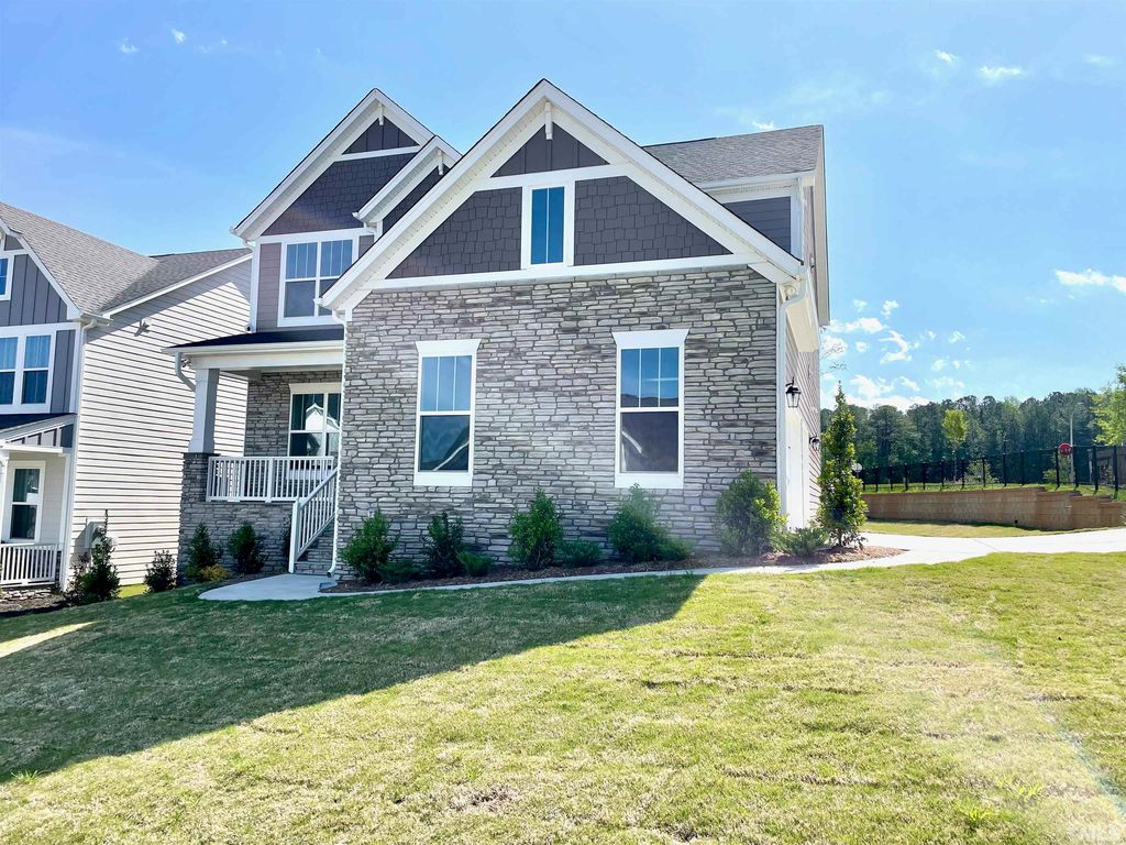 412 Moore Hill Way, Holly Springs, NC 27540