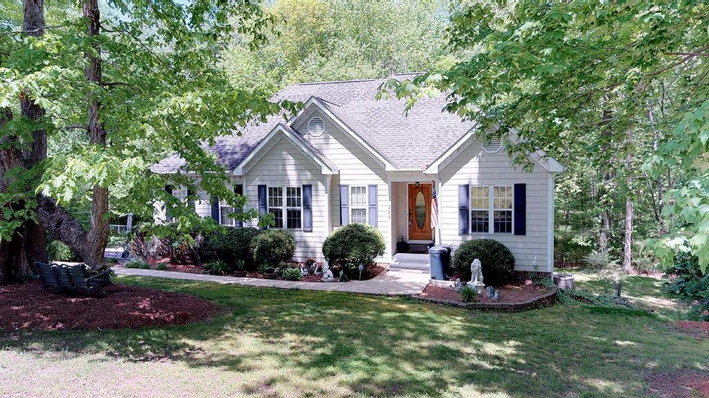 bee at home clayton nc