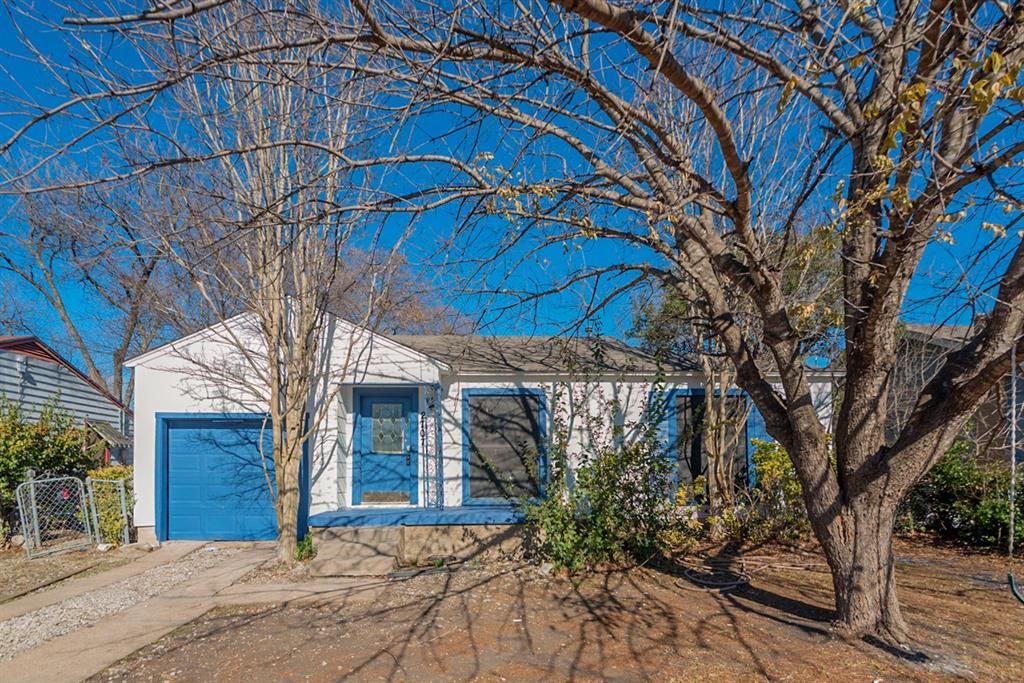 2707 Brandon St, Dallas, TX 75211