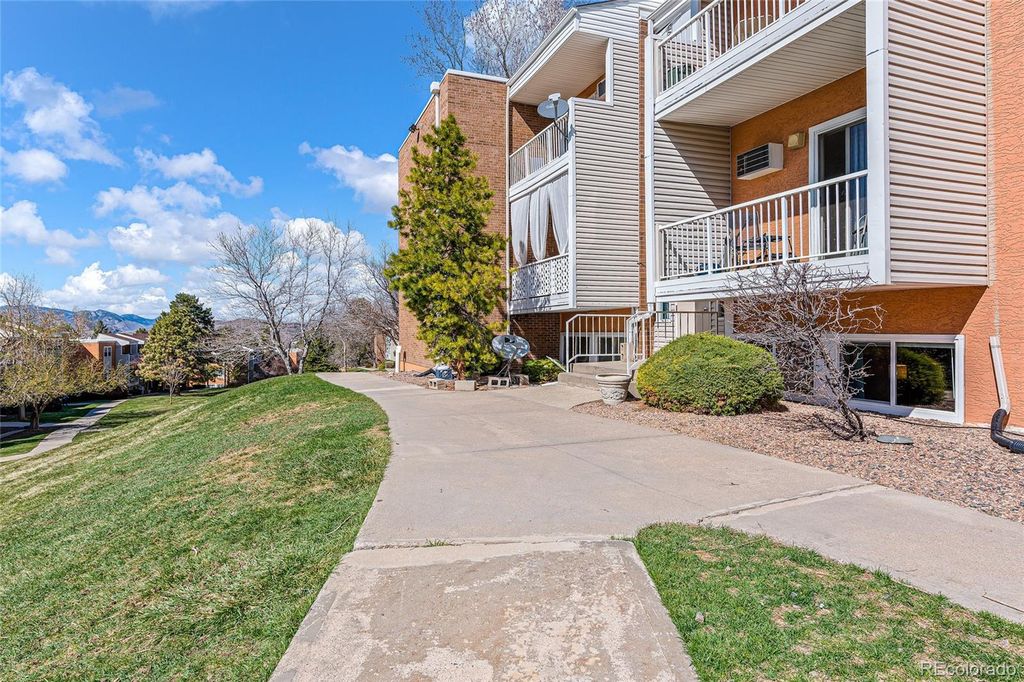 451 Golden Cir 105, Golden, CO 80401 Trulia