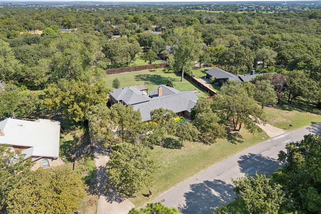 1006 Spanish Trl, Keller, TX 76262