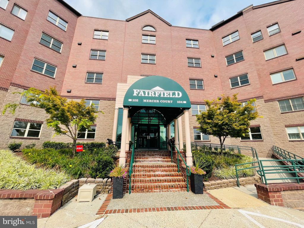104 Mercer Ct #12-5, Frederick, MD 21701