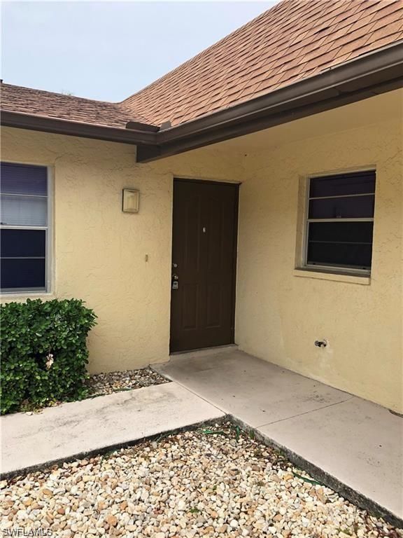 218 SE 16th Pl, Cape Coral, FL 33990