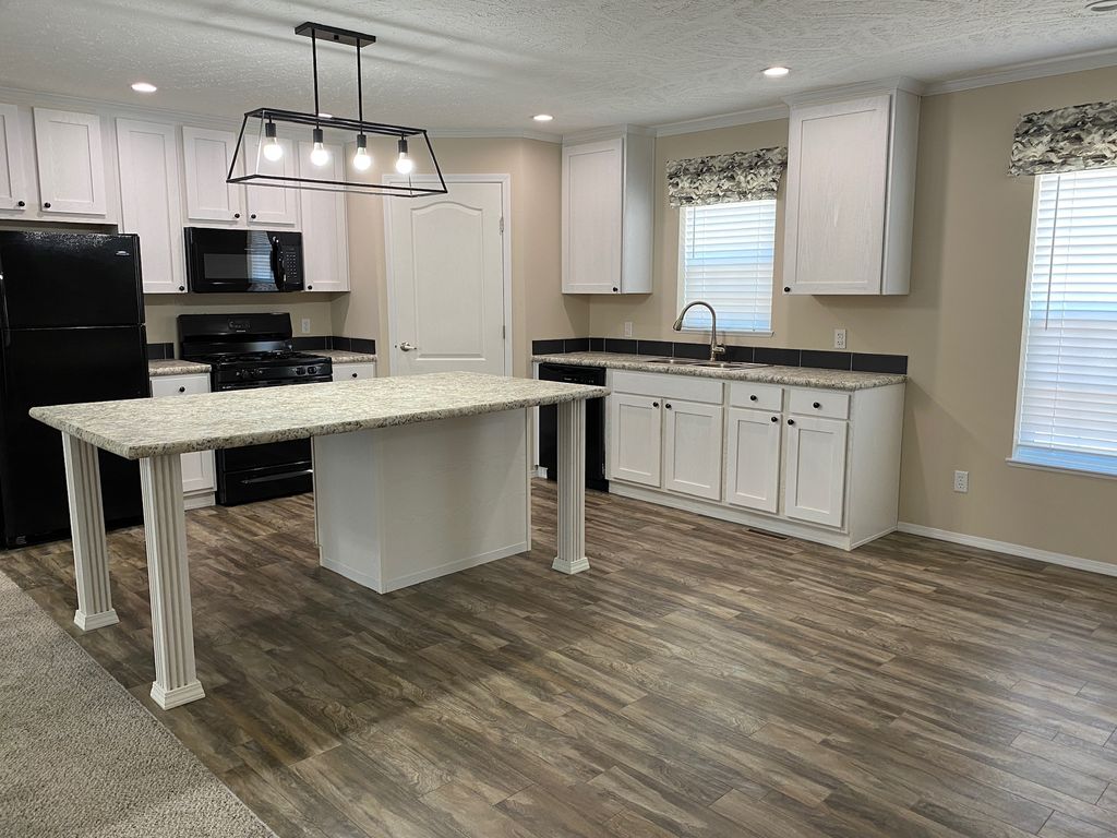 Barton II Plan in Wildflower Crossing, Albion, MI 49224