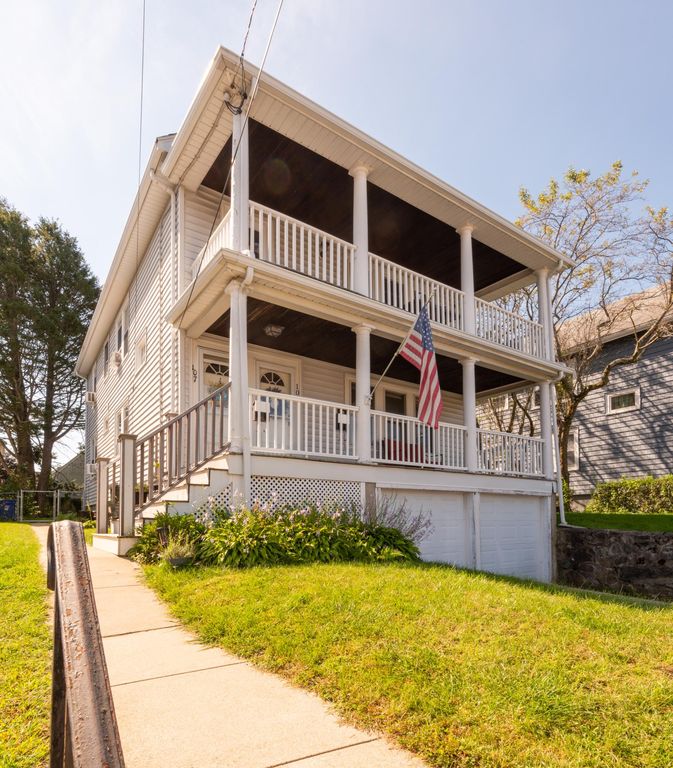 105 Lynde St, Melrose, MA 02176