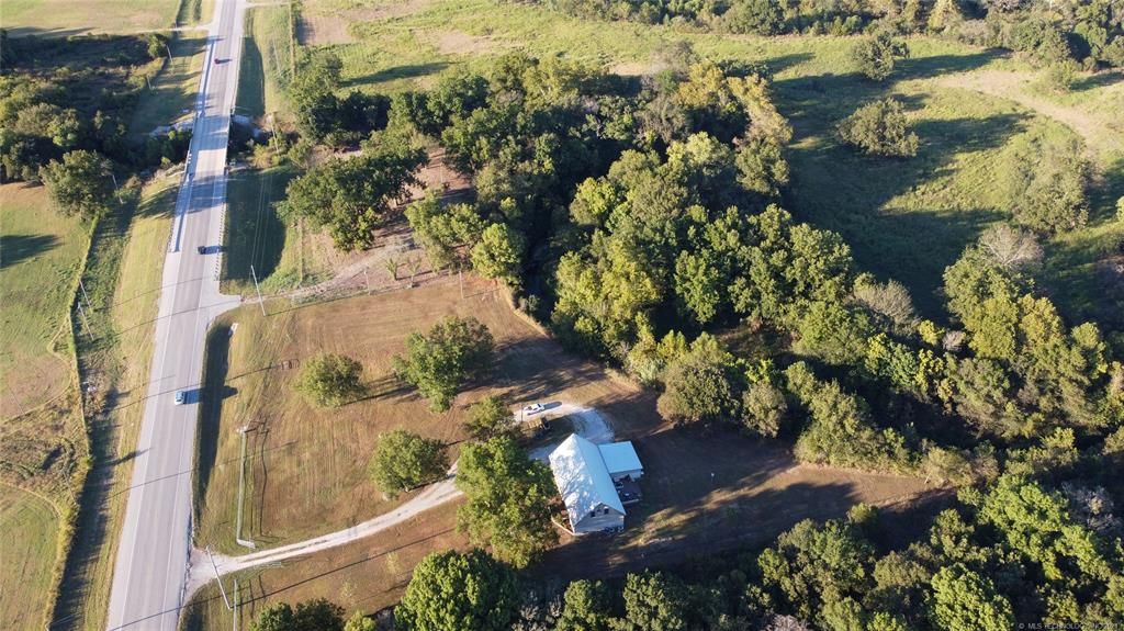 2533 W US Highway 77, Overbrook, OK 73453