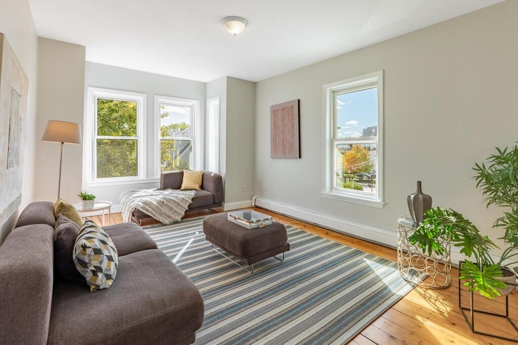 295 River St #3L, Cambridge, MA 02139