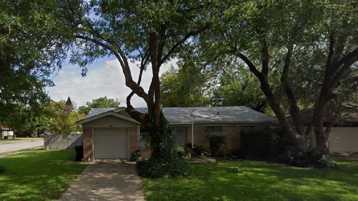 614 Maydelle Ln, Garland, TX 75042