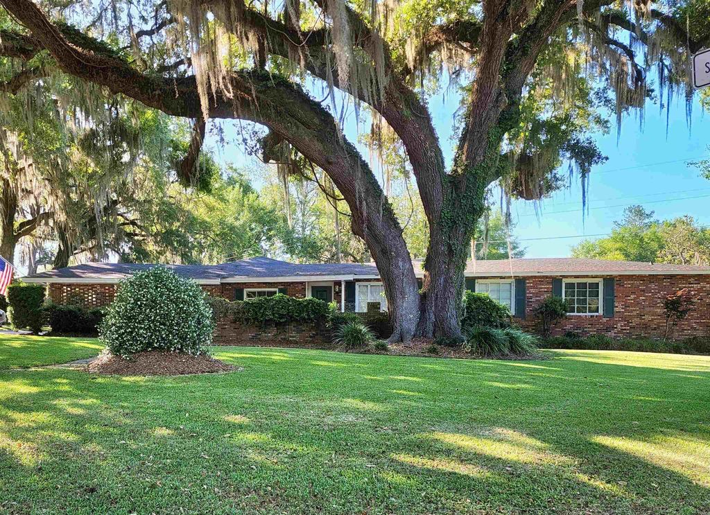 210 SE Bunker St, Madison, FL 32340 MLS 346291 Trulia