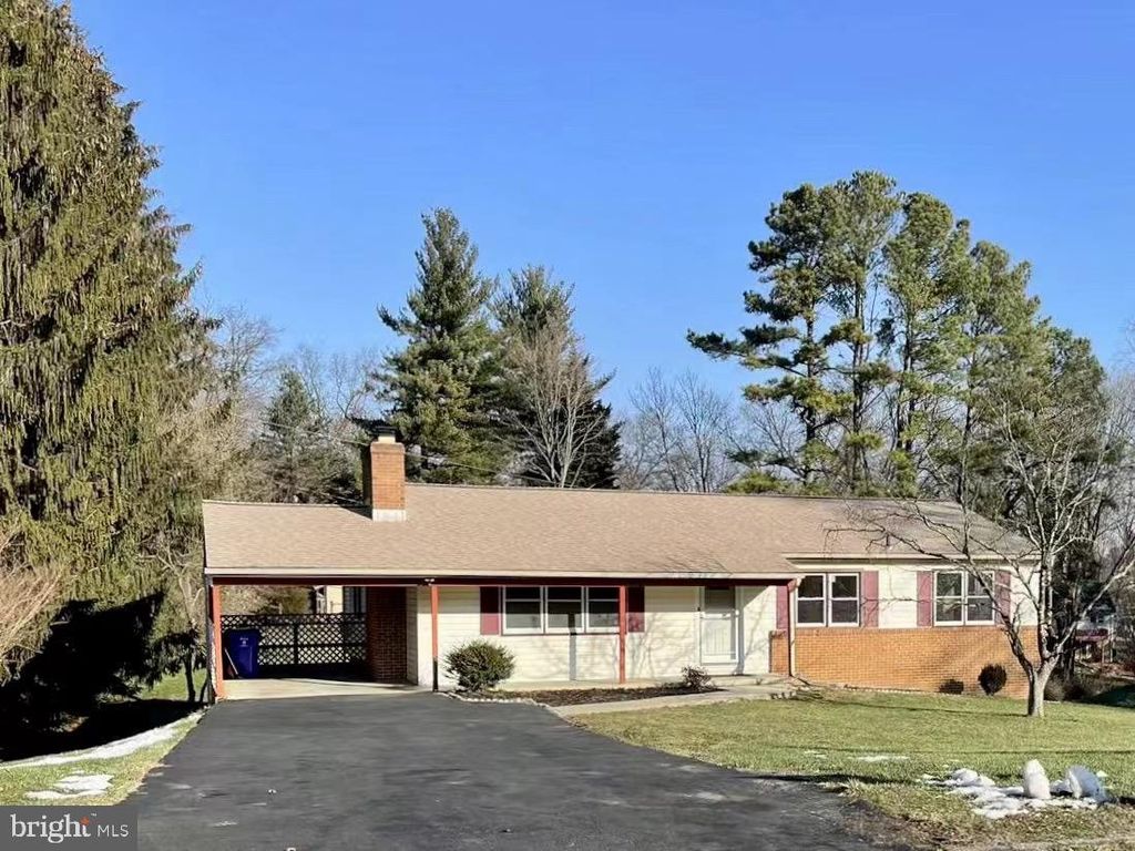 10072 Century Dr, Ellicott City, MD 21042