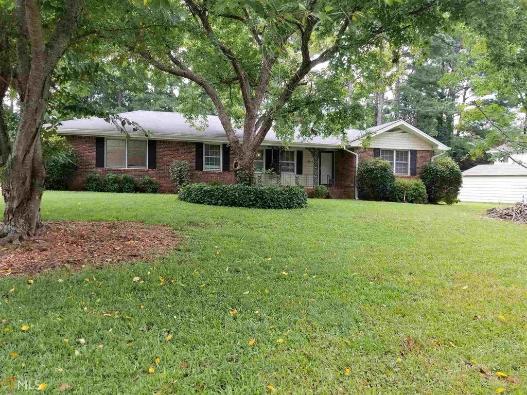 1848 Poplar St SE, Conyers, GA 3 Bed, 3 Bath Single 1848 Poplar St SE, Conyers, GA 3 Bed, 3 Bath Single