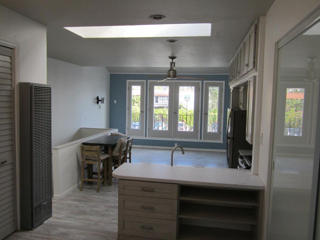 428 State St, Santa Barbara, CA 93101