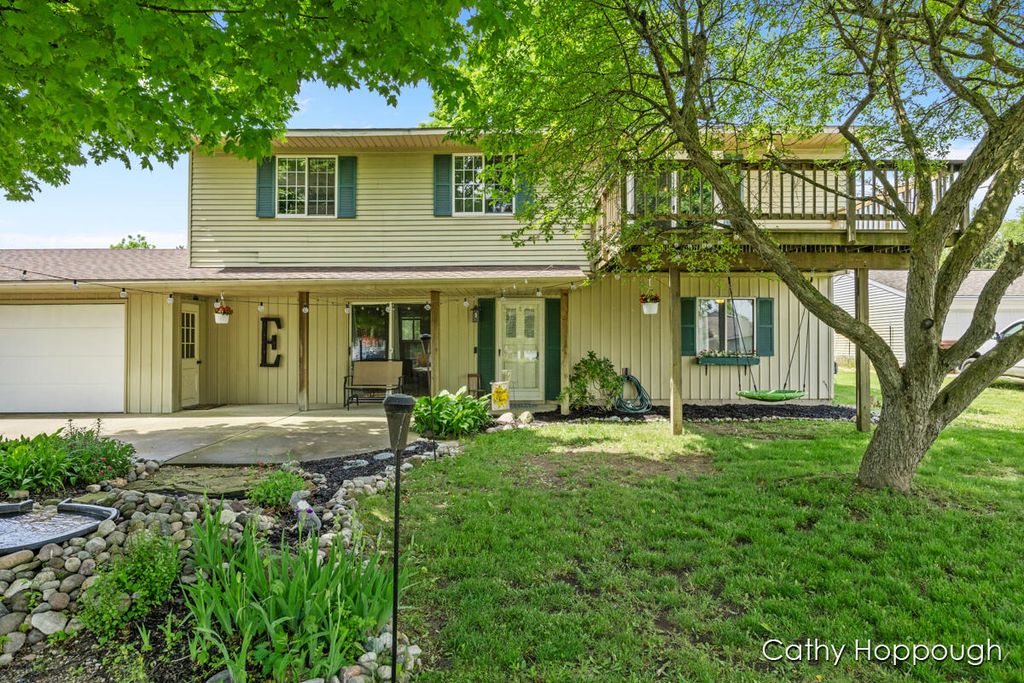 271 Rasmussen Dr, Trufant, MI 49347 MLS 24025750 Trulia