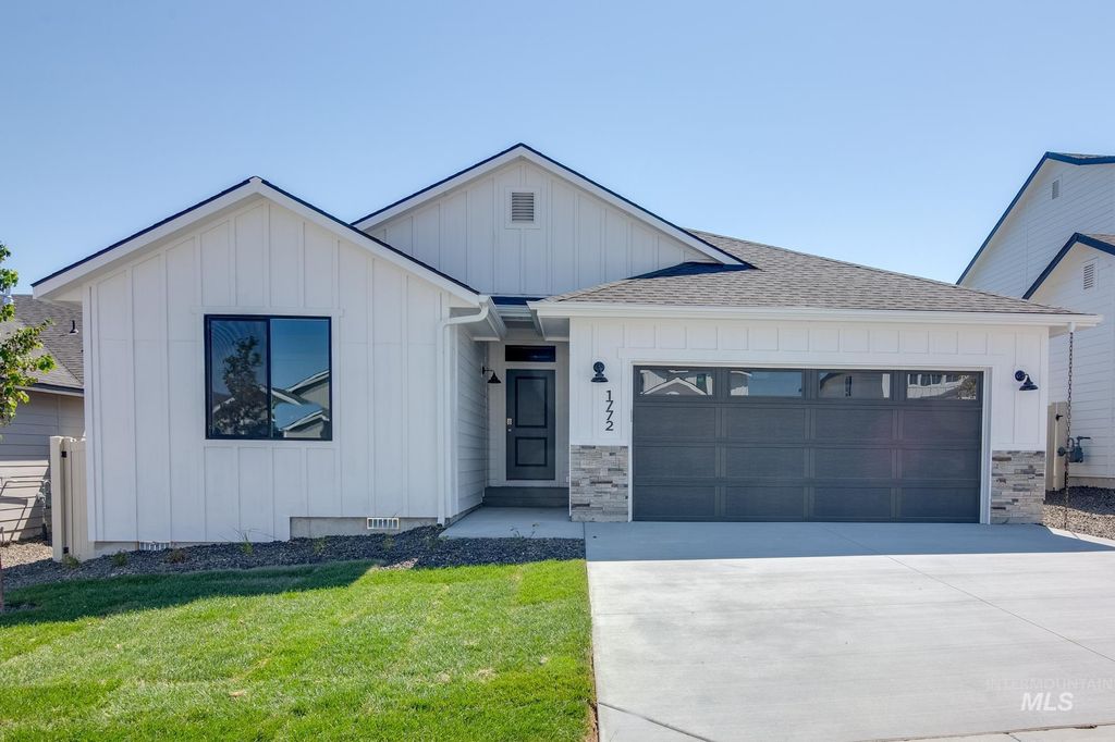 1772 S  Grayling Ave, Meridian, ID 83642