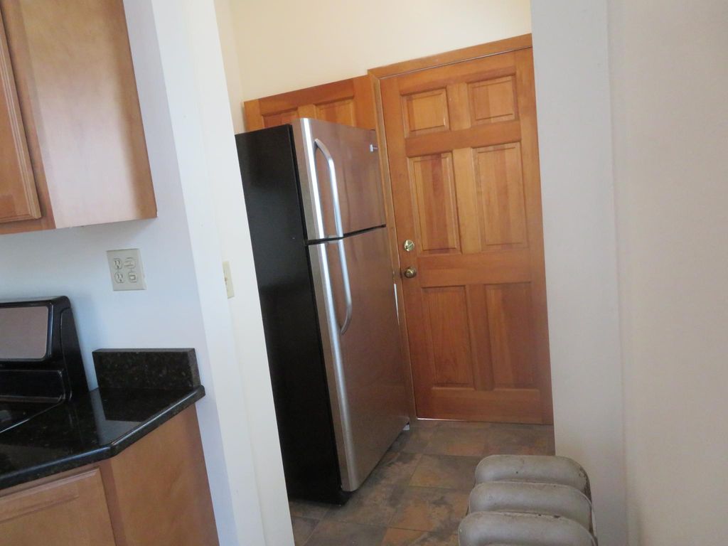 19 Magnus Ave #3, Somerville, MA 02143