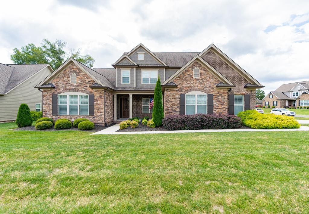 8094 Transom Cir, Ooltewah, TN 37363 4 Bed, 3 Bath SingleFamily Home