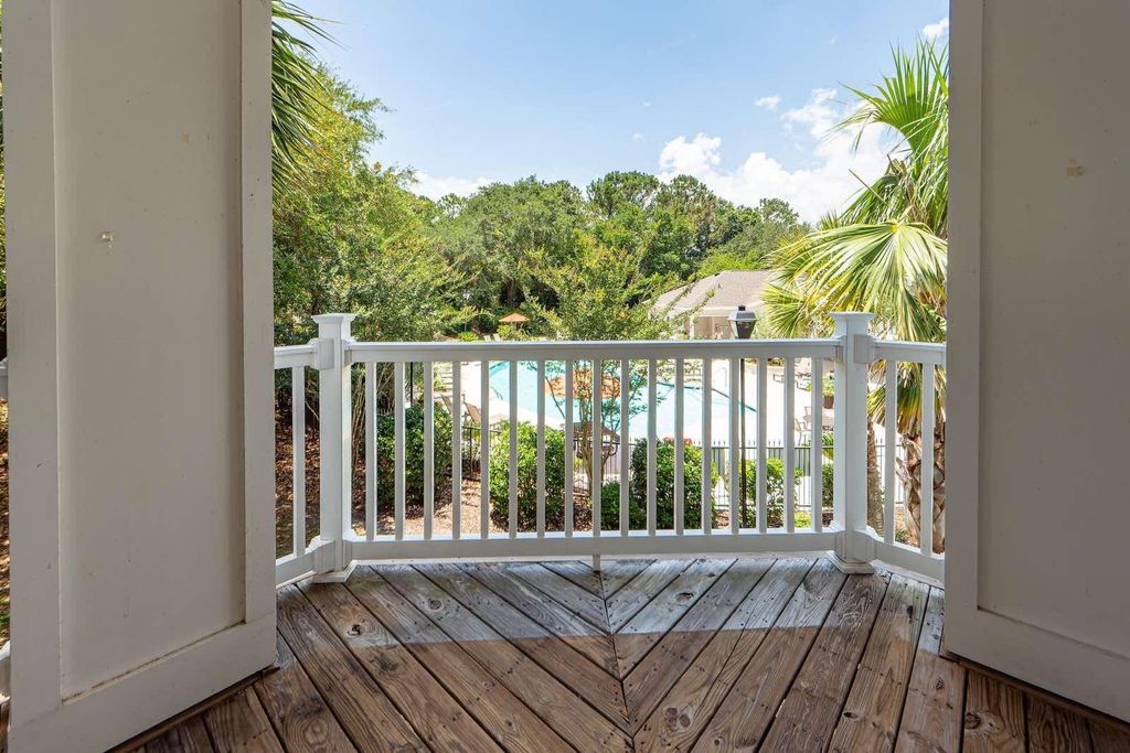 1300 Park West Blvd, Mount Pleasant, SC 29466