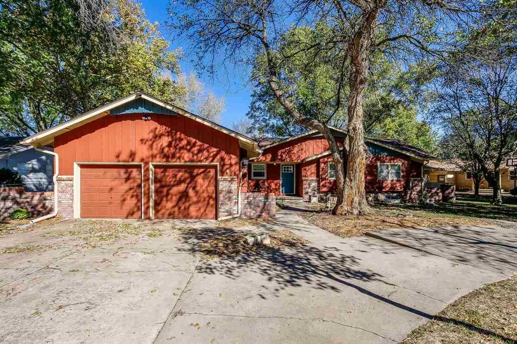 10 Willowdell Dr, Mulvane, KS 67110 3 Bed, 2 Bath SingleFamily Home MLS 588834 33 Photos