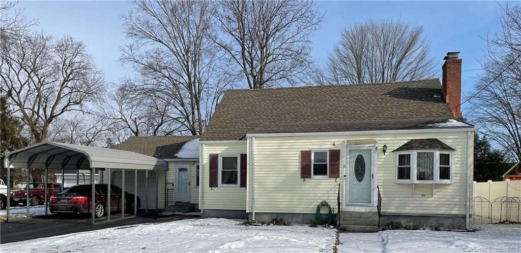 16 Primrose Dr, East Hartford, CT 06118