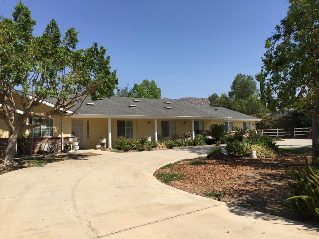 3261 Corona Ave, Norco, CA 92860 Trulia