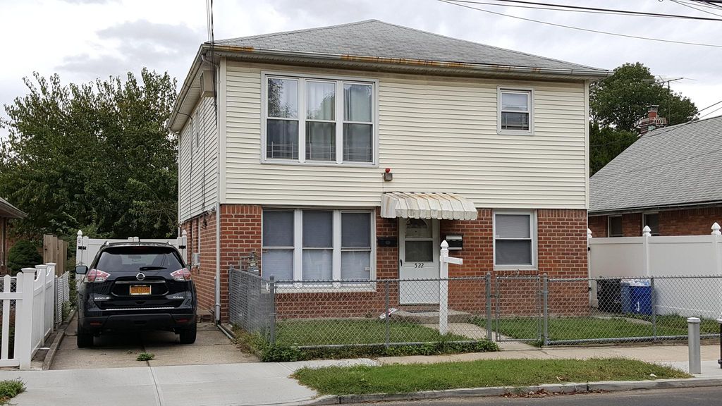 522 117th St #1F, College Pt, NY 11356 | Trulia