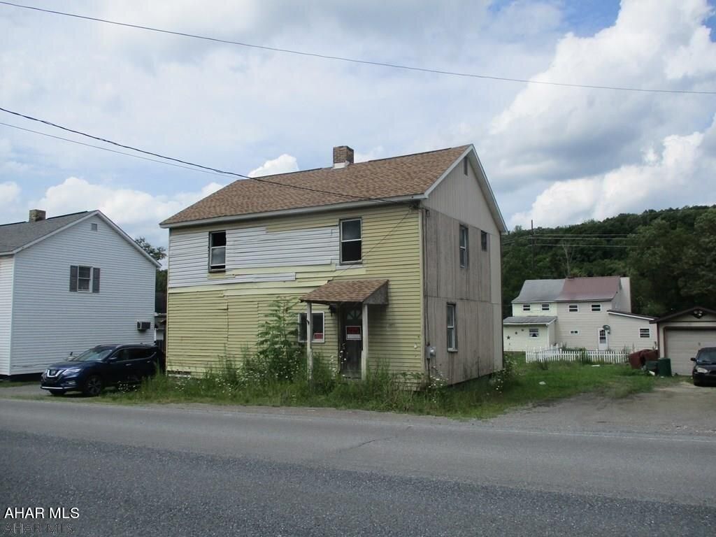 10051 Route 553 Hwy, Mentcle, PA 15761