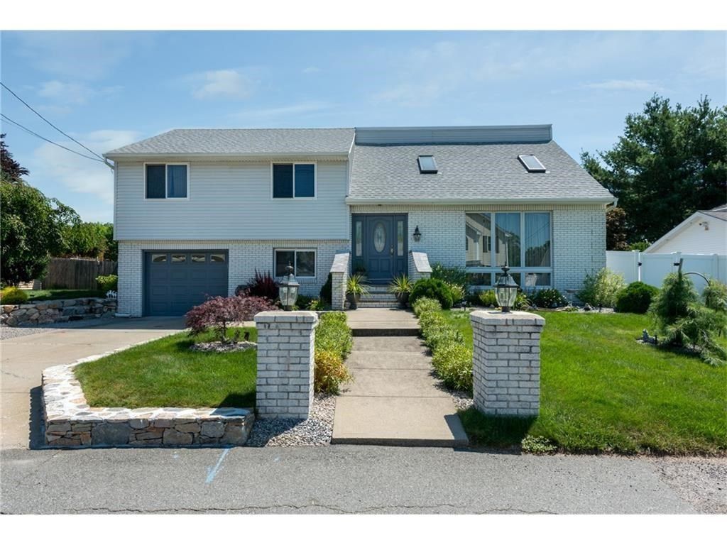 13 Springdale Ave, North Providence, RI 02904 Trulia