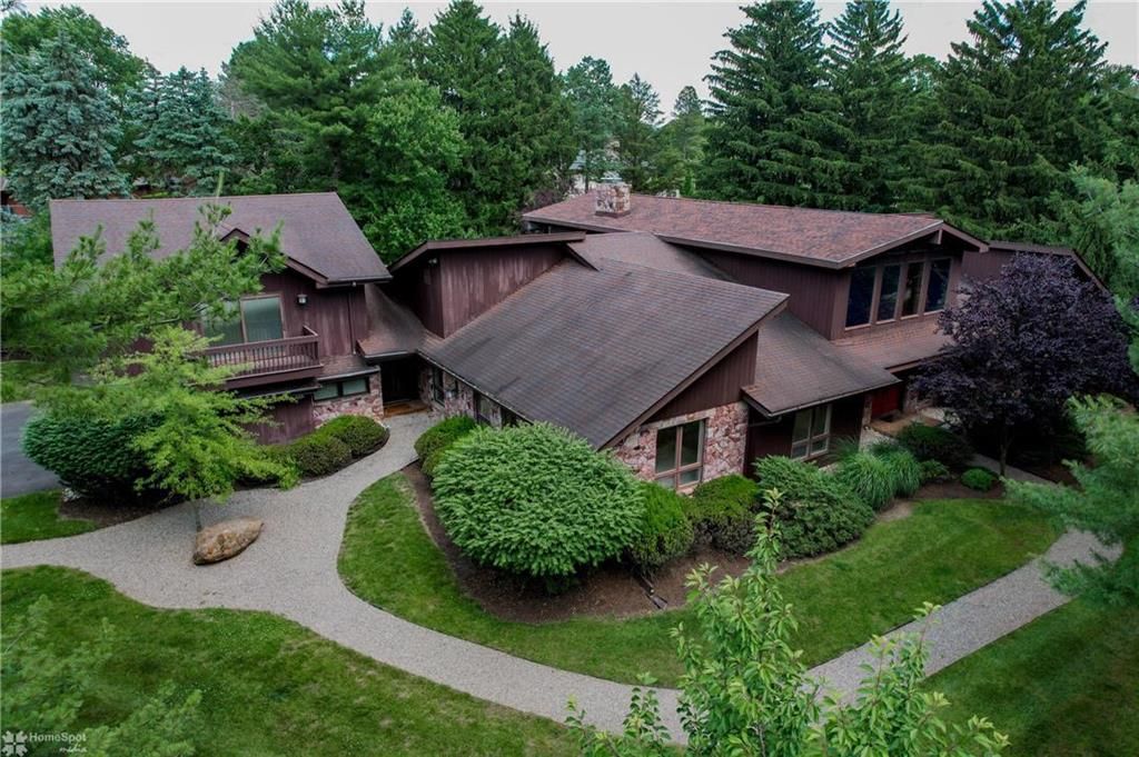 833 Yorkshire Rd, Allentown, PA 18103 SingleFamily Home for Sale MLS 739803