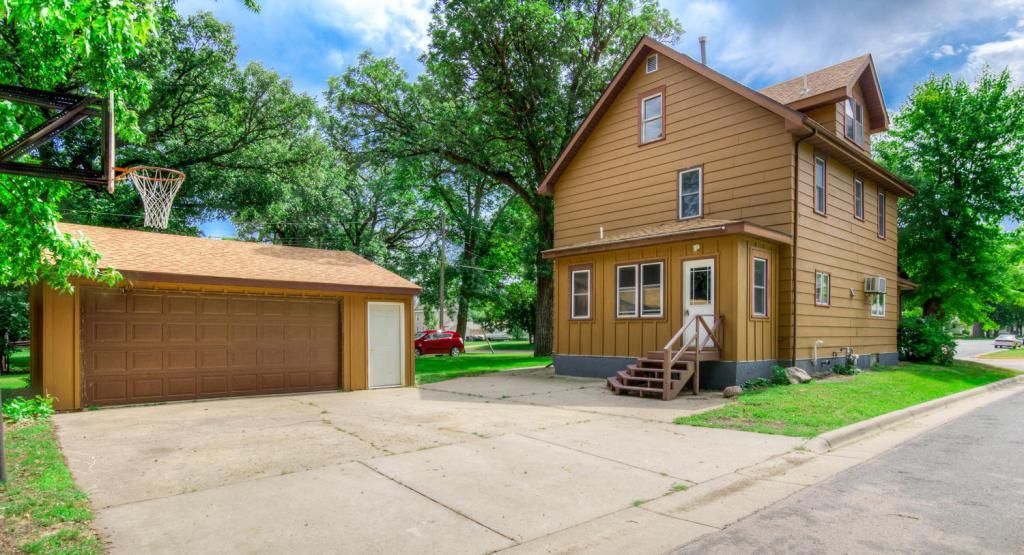 116 Lincoln Ave, Gaylord, MN 55334
