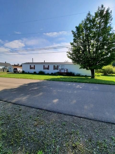 1 Oberg Ave, Mount Jewett, PA 16740