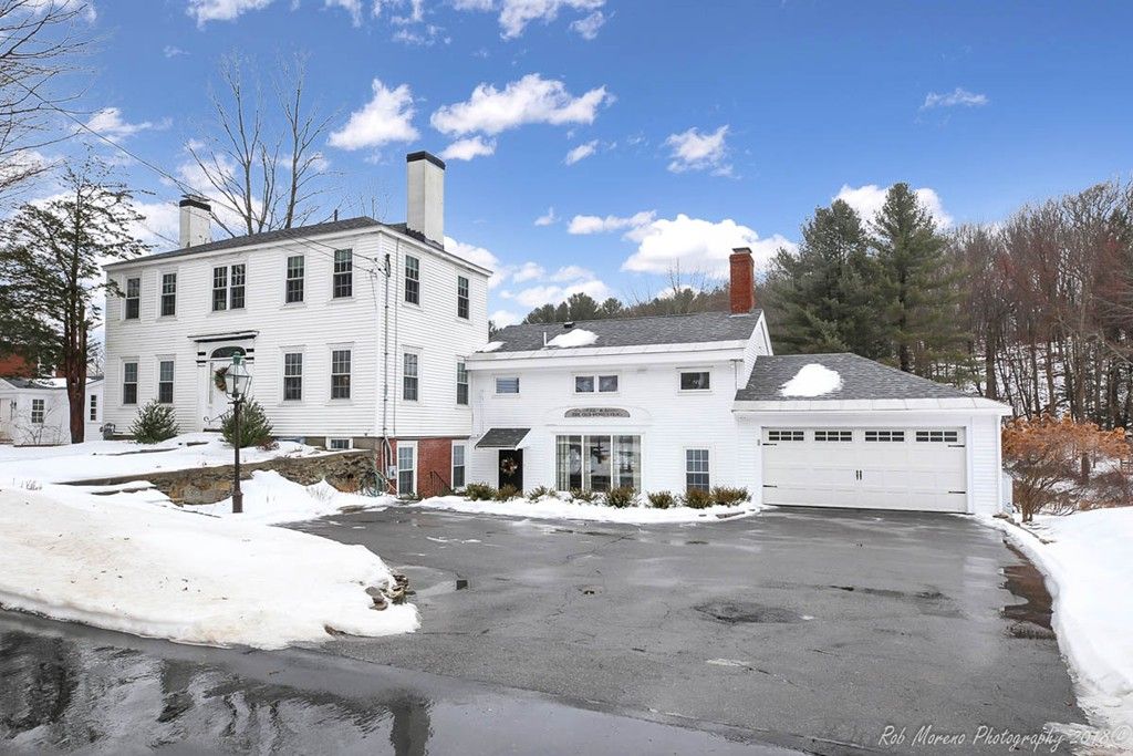78 Main St, West Newbury, MA 3 Bed, 3 Bath SingleFamily Home 30