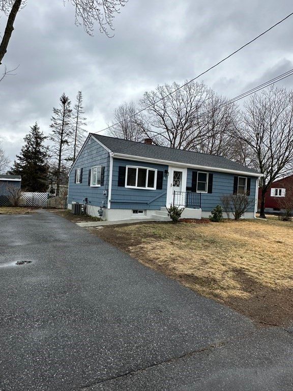 The Flower Mill Merrimack Street Lowell Ma Best Flower Site