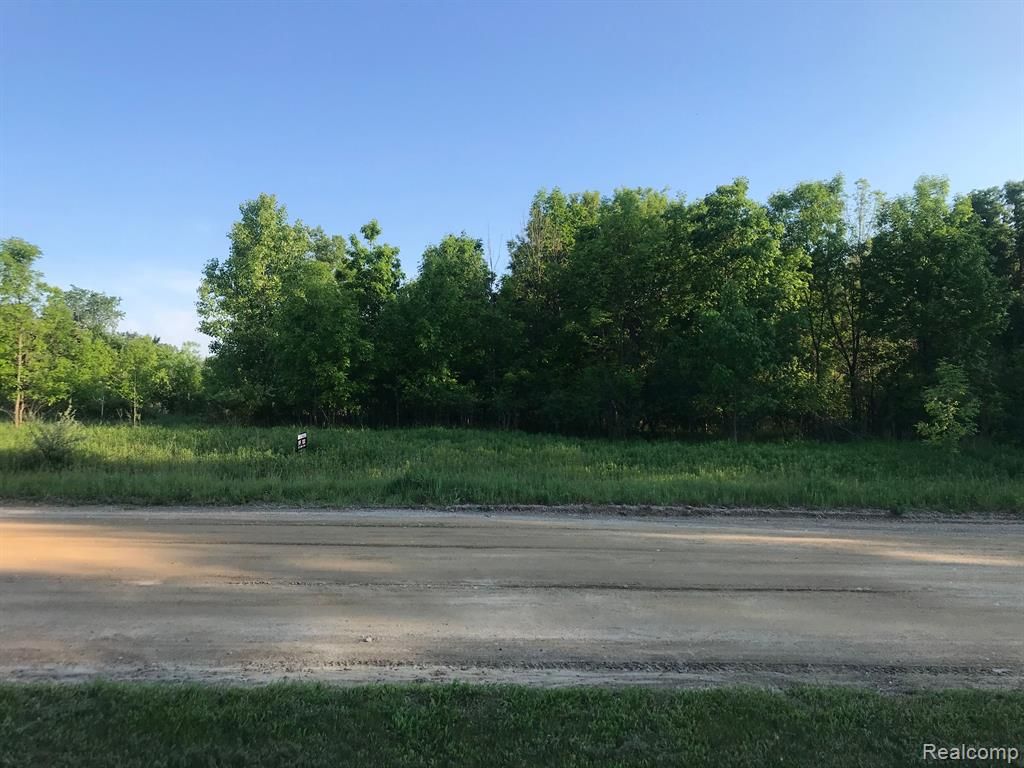 7018 Hickory Valley Dr, Fenton, MI 48430 Trulia