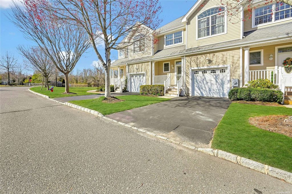 82 Brianna Drive UNIT 82, East Setauket, NY 11733 MLS 3539884 Trulia