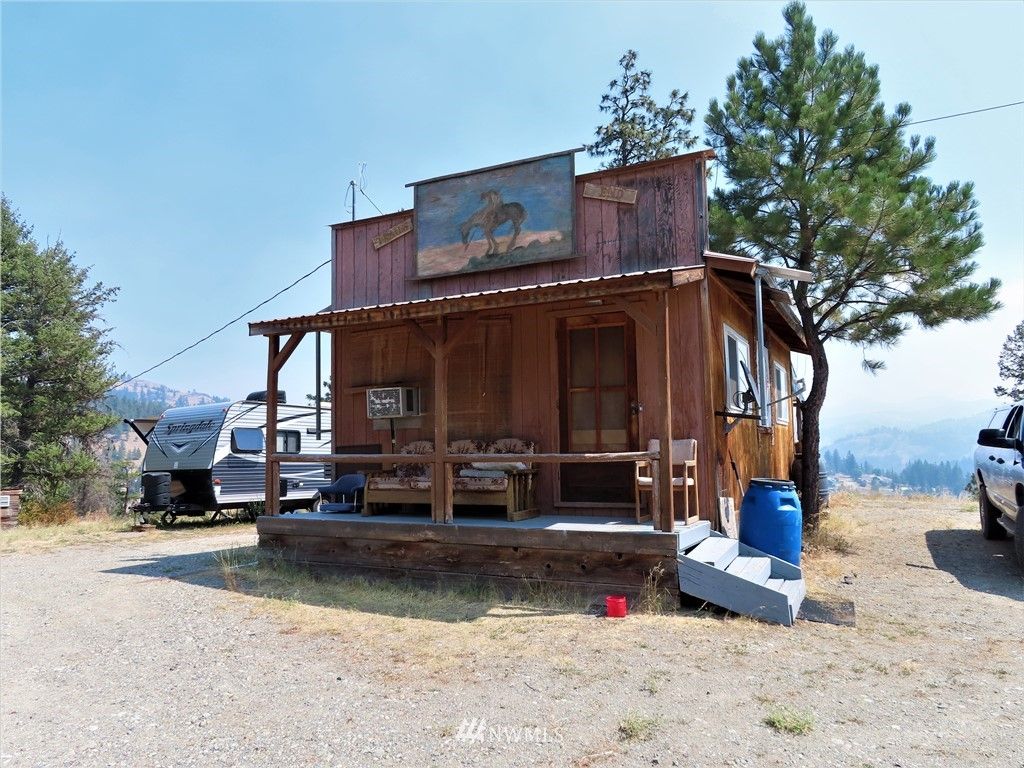 94 Lilly Creek Rd E, Republic, WA 99166