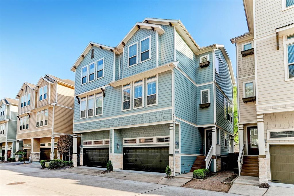 1249 Hobbs Reach Ln, Houston, TX 77008