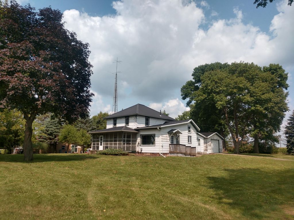 411 State Highway 19, Franklin, MN 55333