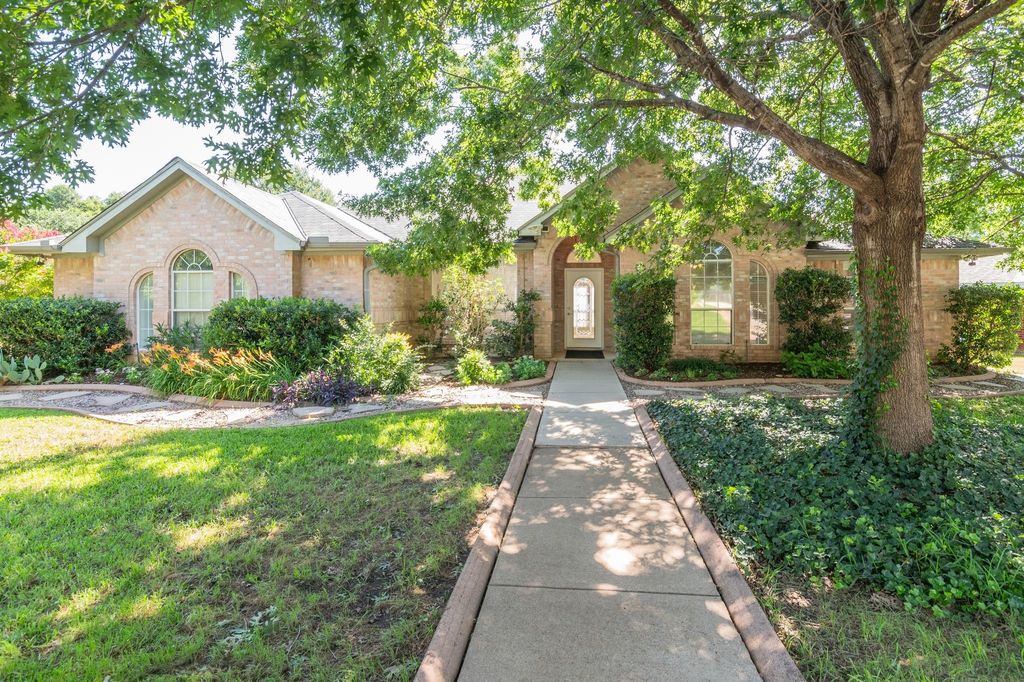 813 Hunters Glen Trl, Fort Worth, TX 76120 MLS 20614033 Trulia