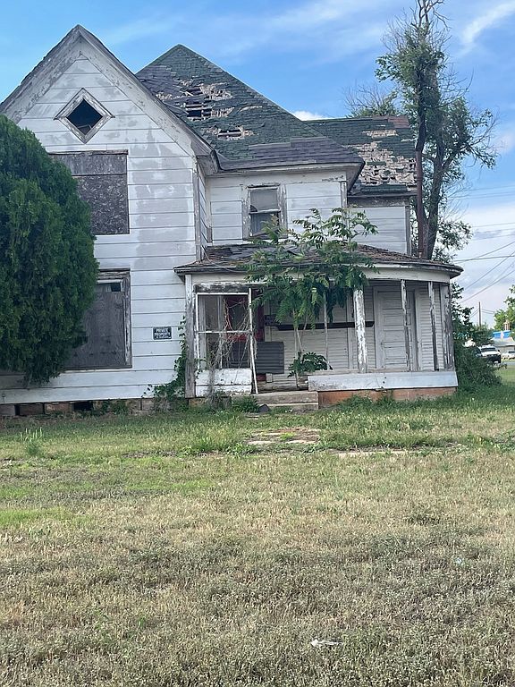 621 E Liveoak St, Altus, OK 73521