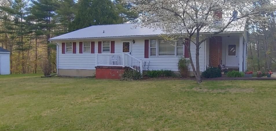 4600 Cartwright Ln, Covington, VA 24426