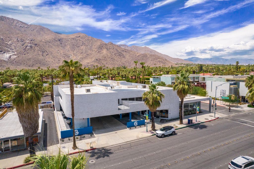 777 N  Palm Canyon Dr, Palm Springs, CA 92262