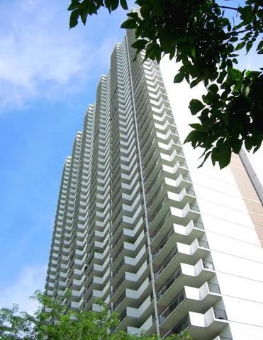 6033 N Sheridan Rd #39E, Chicago, IL 60660